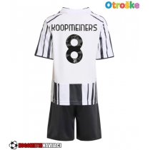 Otroške Nogometnih dresov Juventus Teun Koopmeiners #8 Domači 2025-26 Kratki rokavi (+ hlače)